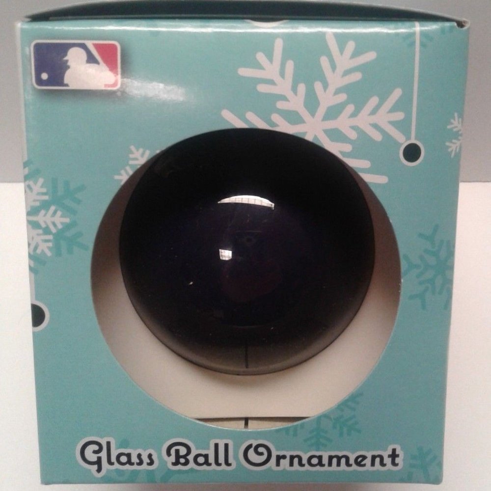 New York Yankees MLB Glass Ball Ornament Christmas - Picture 2 of 3